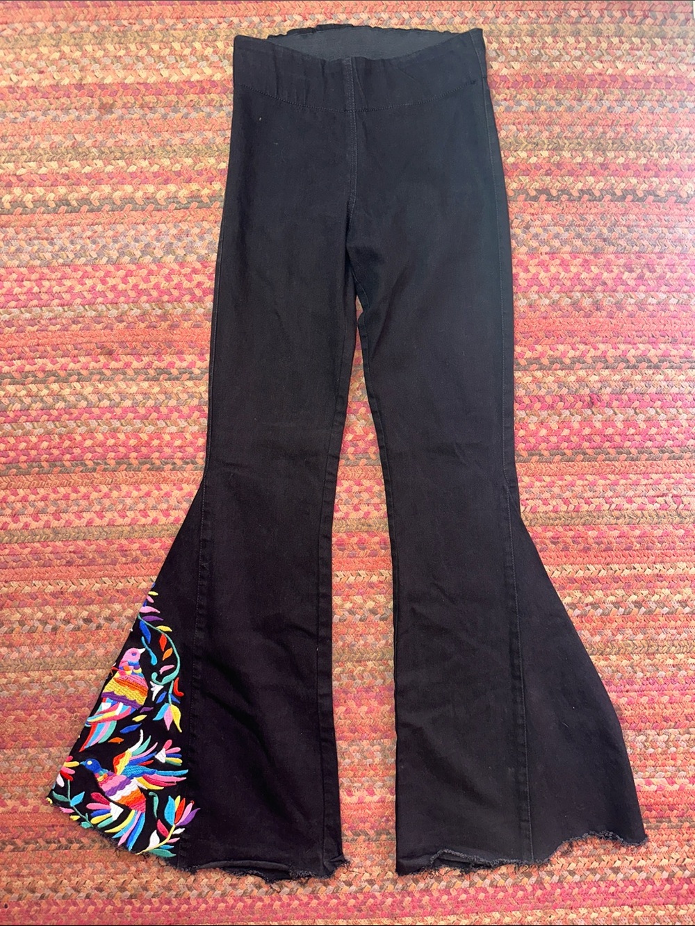 Judith March Black BELL BOTTOM FLARE STRETCH bird embroidered pants